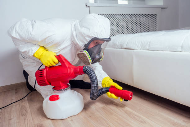 Best Commercial Pest Control Services  in Colwich, KS